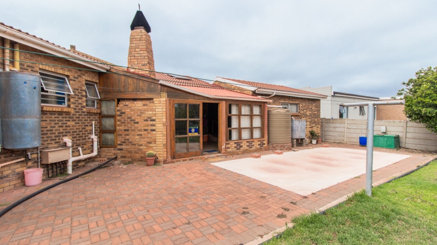 4 Bedroom Property for Sale in Vredenburg Western Cape